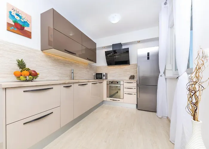 Two-bedroom In Appartement *